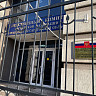 На заводе рабочему зажало руку прессом  